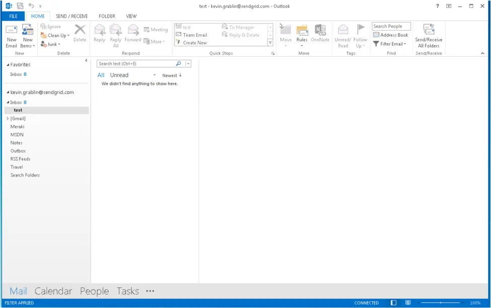 Outlook 2013 interface showing inbox with no messages and navigation pane.